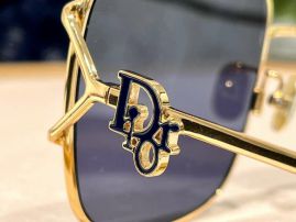 Picture of Dior Sunglasses _SKUfw53760375fw
